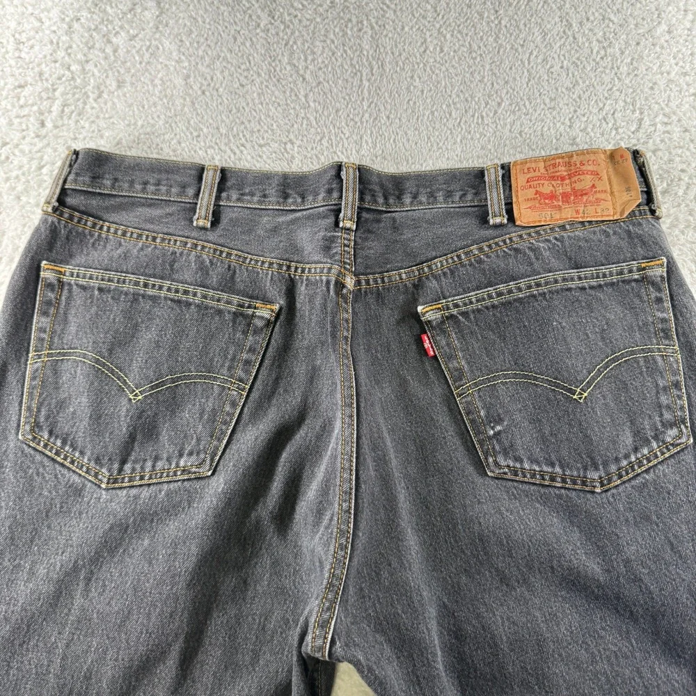 Levis 501‎ Jeans Mens 38x29 (tag 42x32) Black Button Fly Classic Straight Cotton